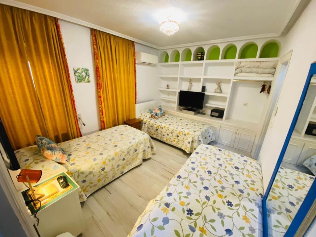 אליקאנטה Pension Antonio Guesthouse מראה חיצוני תמונה