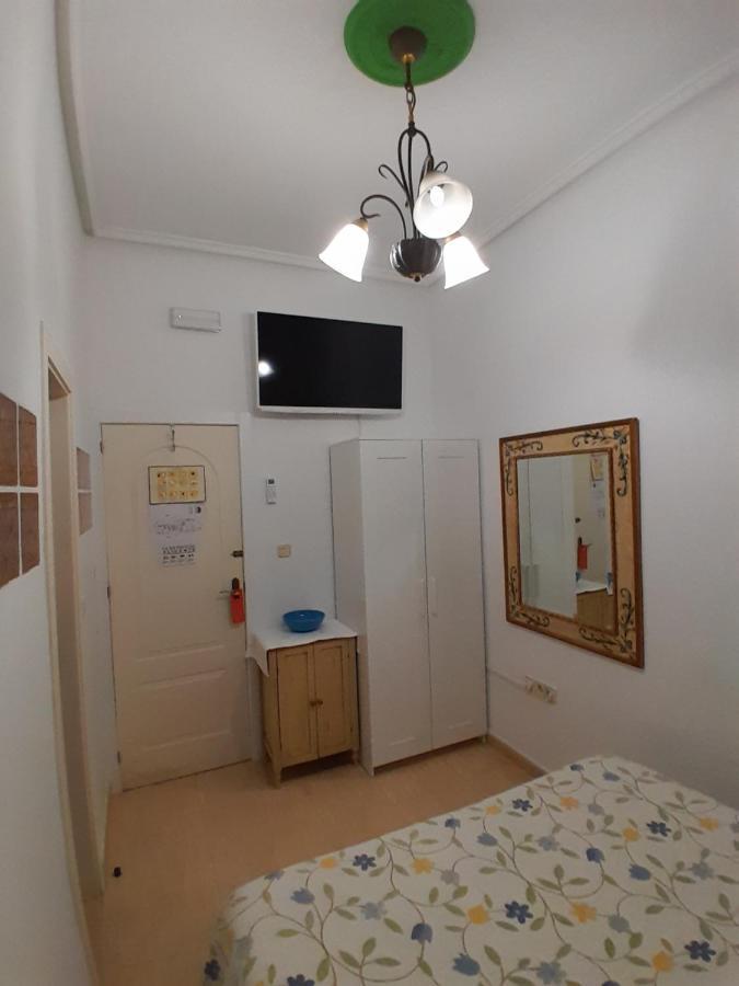 אליקאנטה Pension Antonio Guesthouse מראה חיצוני תמונה